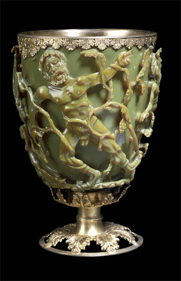 an image of the lycurgus cup